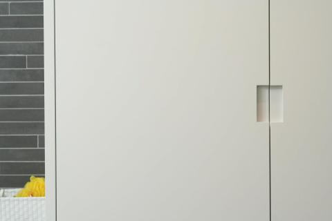 kast badkamer ingefreesde greep